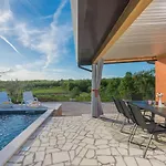 Pendolina Villa Buje