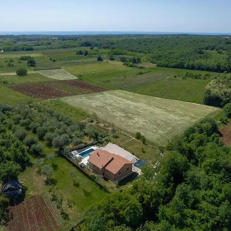 Pendolina Villa Buje