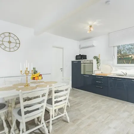 Pendolina ヴィラ ブイェ